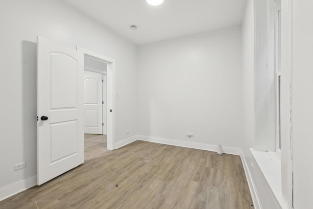 7734 S Saginaw Ave, Chicago, IL 60649 - photo 24