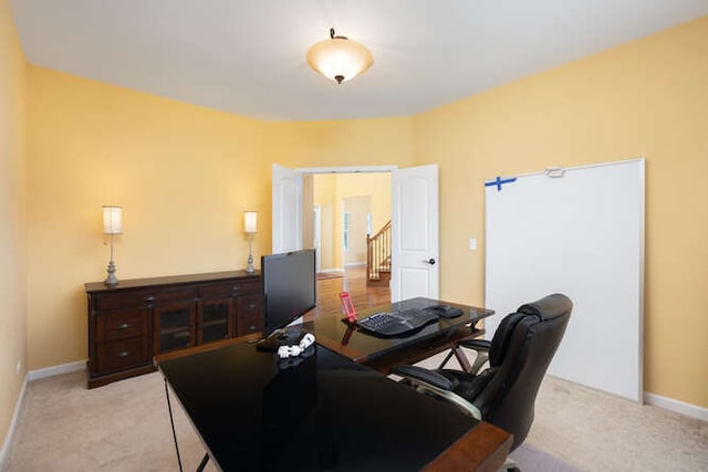 677 Slate Run, Elgin, IL 60124 - home office featuring light carpet and baseboards
