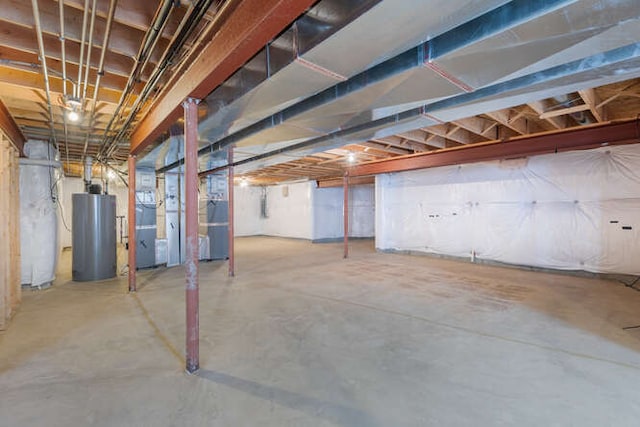 677 Slate Run, Elgin, IL 60124 - unfinished basement featuring water heater and heating unit