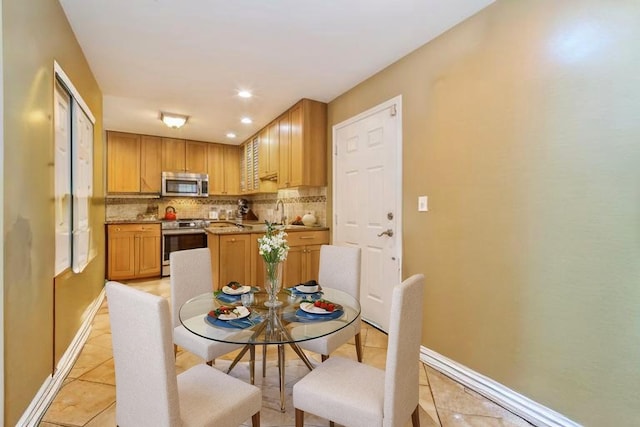 128 Pembroke Cir, Lake Bluff, IL 60044 - photo 7