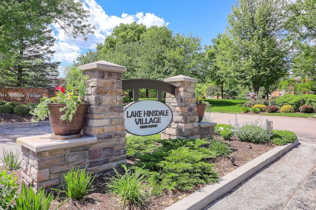 601 Lake Hinsdale Dr Unit 511, Willowbrook, IL 60527 - photo 3