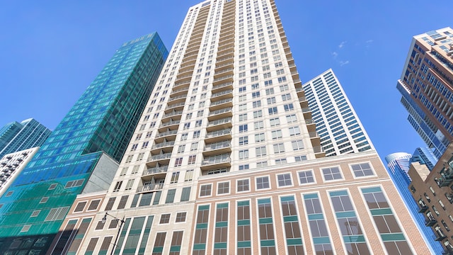 1111 S Wabash Ave Unit 1604, Chicago, IL 60605 - view of building exterior