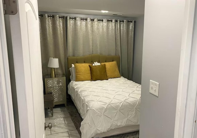 4148 S King Dr Unit G3, Chicago, IL 60653 - bedroom featuring marble look tiles