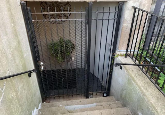 4148 S King Dr Unit G3, Chicago, IL 60653 - view of gate