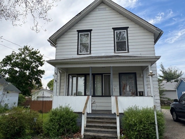 43 N Green St, Carpentersville, IL 60110 - view of front of property with a porch