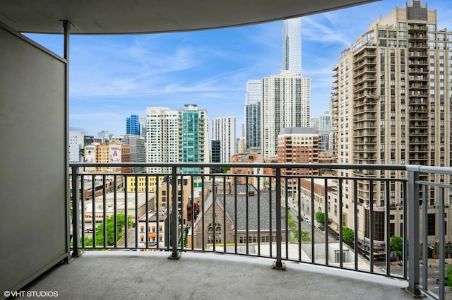 600 N Dearborn St Unit 1307, Chicago, IL 60654 - balcony featuring a skyline view