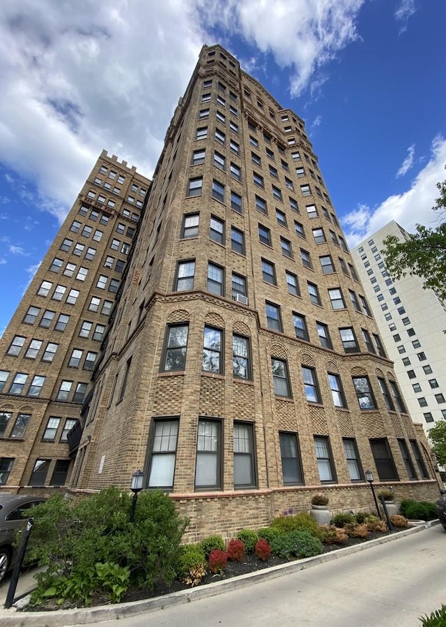 7321 S S Shore Dr Unit 11-B, Chicago, IL 60649 - view of building exterior