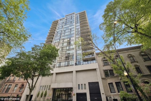 1516 N State Pkwy Unit 5D, Chicago, IL 60610 - view of apartment building / complex