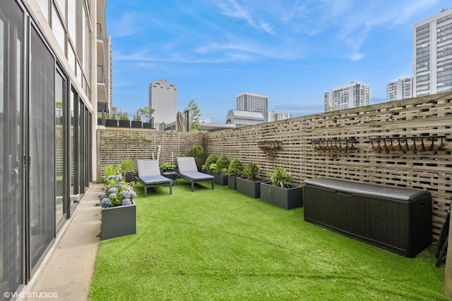 1516 N State Pkwy Unit 5D, Chicago, IL 60610 - view of grassy yard featuring a view of city