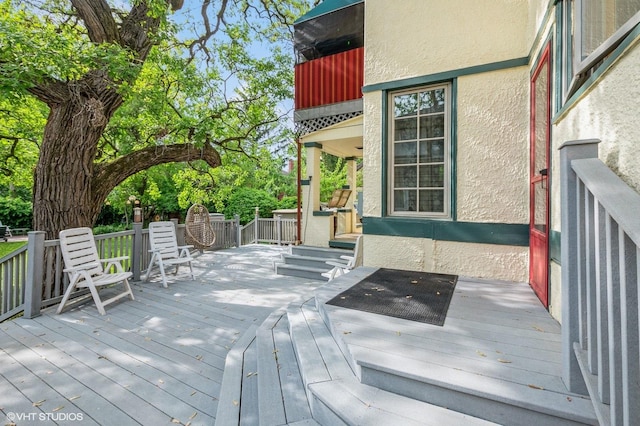 10716 S Hoyne Ave, Chicago, IL 60643 - view of wooden terrace
