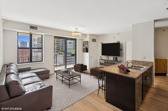 451 W Huron St Unit 910, Chicago, IL 60610 - photo 5
