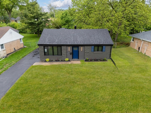 328 Nassau St, Park Forest, IL 60466 - view of front of property featuring roof with shingles