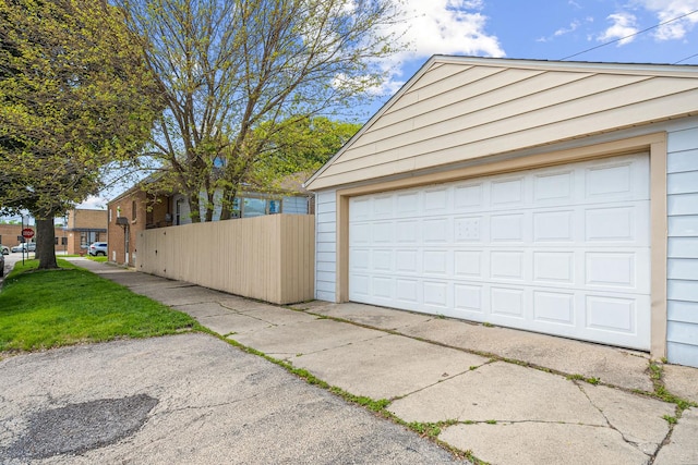 5701 N Mobile Ave, Chicago, IL 60646 - view of detached garage