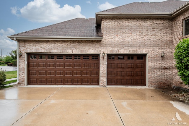 10801 Jillian Rd, Orland Park, IL 60467 - garage with concrete driveway