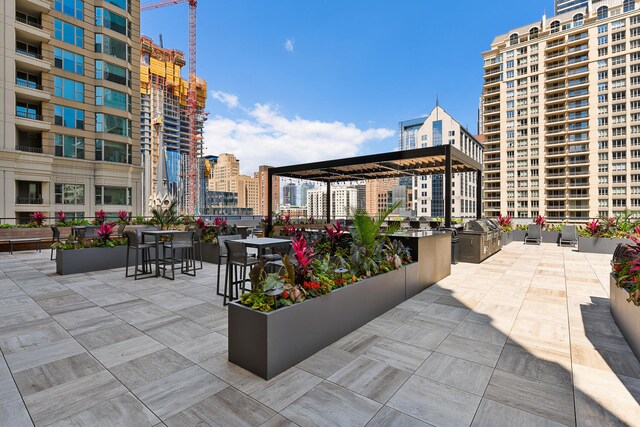 30 E Huron St Unit 4108, Chicago, IL 60611 - view of patio featuring a view of city