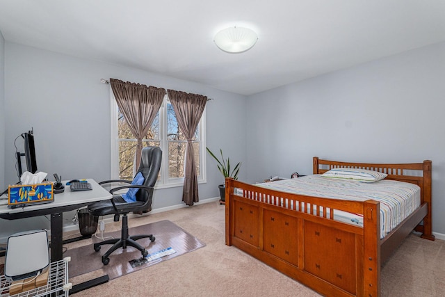 876 Hampstead Ct, Barrington, IL 60010 - bedroom featuring light carpet, baseboards, and an office area