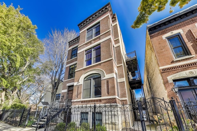 2639 N Sheffield Ave Unit 2, Chicago, IL 60614 - photo 3