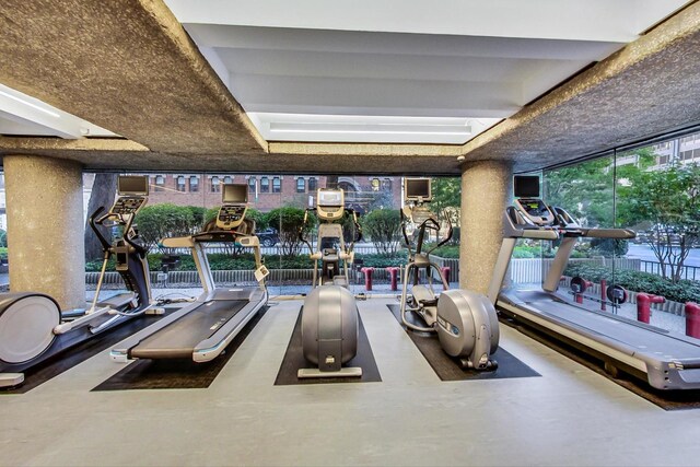 200 E Delaware Pl Unit 18F, Chicago, IL 60611 - gym featuring floor to ceiling windows
