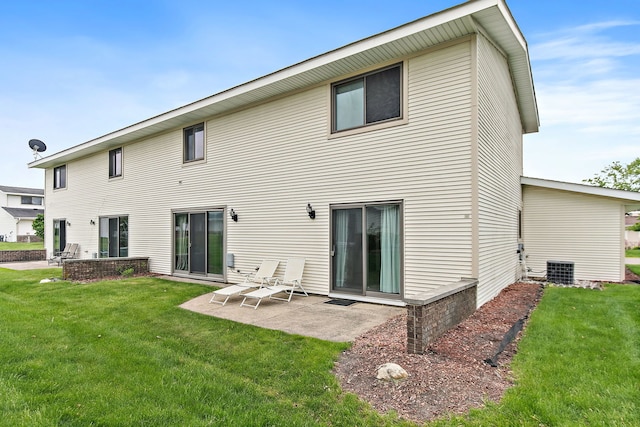 1083 Groton Ct, Schaumburg, IL 60193 - rear view of house featuring a yard, a patio, and central AC