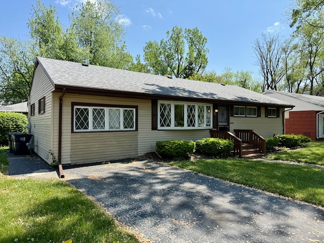 15503 Park Ln, South Holland, IL 60473 - ranch-style house with a shingled roof