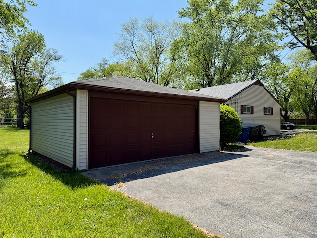 15503 Park Ln, South Holland, IL 60473 - view of detached garage