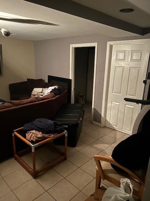 1713 W Thome Ave, Chicago, IL 60660 - living area featuring light tile patterned floors