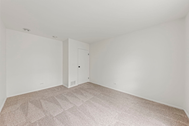 2S644 Devonshire Ln, Glen Ellyn, IL 60137 - unfurnished room featuring light colored carpet and baseboards