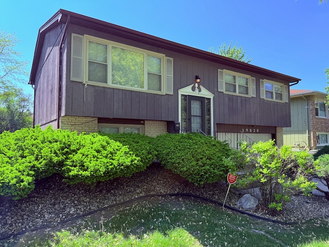 19828 Monterey Ave, Lynwood, IL 60411 - bi-level home with brick siding