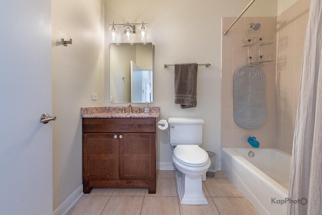 2044 W Roscoe St Unit 2S, Chicago, IL 60618 - full bath featuring toilet, shower / bathtub combination with curtain, vanity, tile patterned flooring, and baseboards