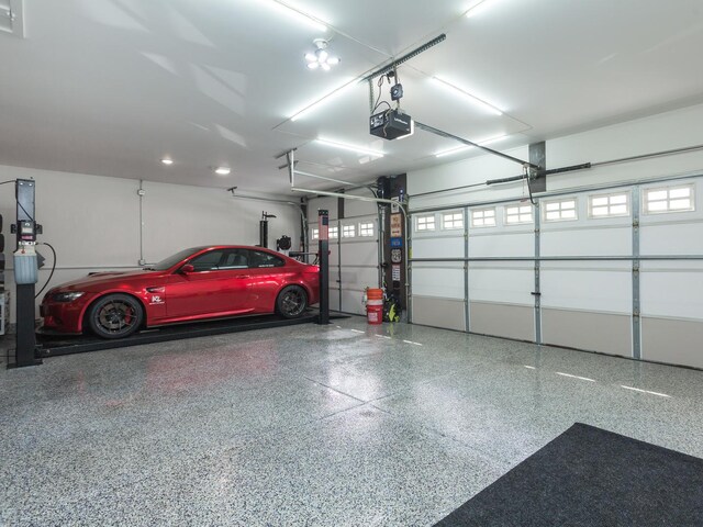 879 Oak Ridge Blvd, Elgin, IL 60120 - photo 32