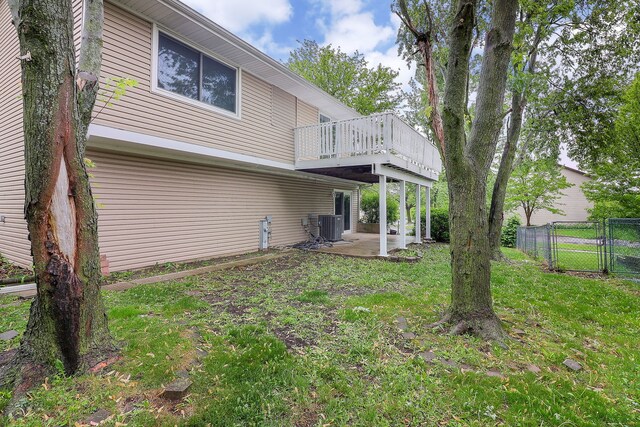 1914 Brookside Ln, Hoffman Estates, IL 60169 - rear view of property with central air condition unit and a patio area