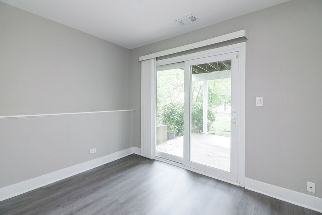 1914 Brookside Ln, Hoffman Estates, IL 60169 - unfurnished room featuring dark wood-type flooring and baseboards