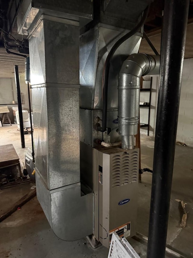 37684 N Sheridan Rd, Beach Park, IL 60087 - utilities with heating unit