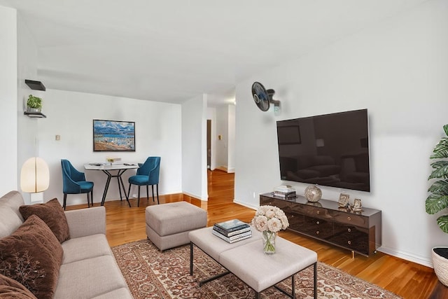 9561 Dee Rd Unit 2G, Des Plaines, IL 60016 - living area featuring wood finished floors and baseboards