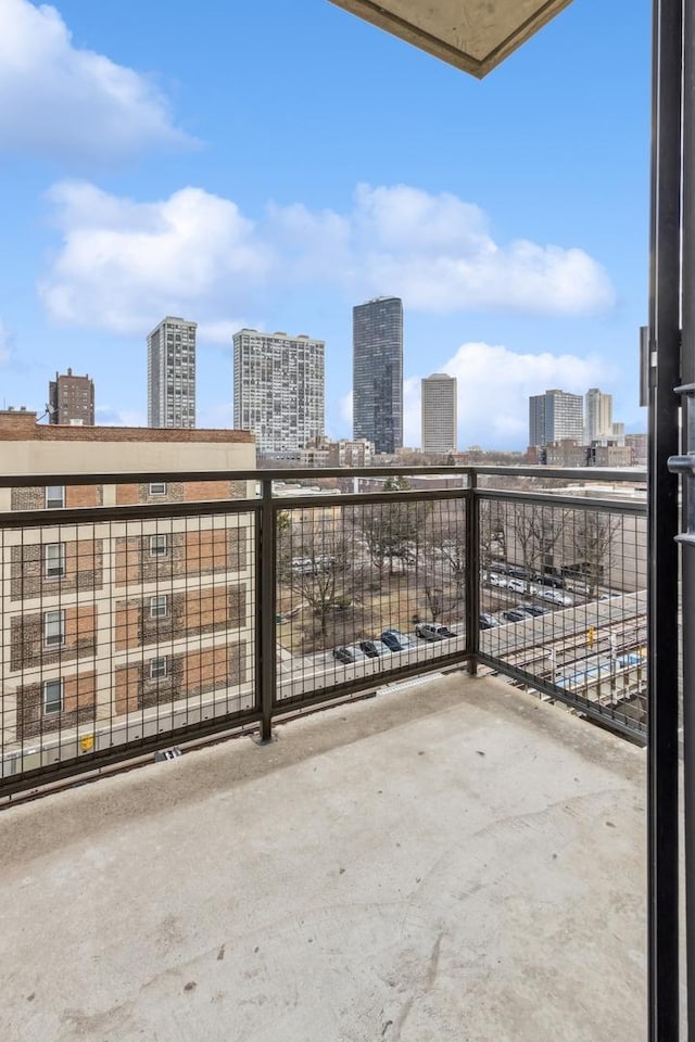 1122 W Catalpa Ave Unit 705, Chicago, IL 60640 - photo 8