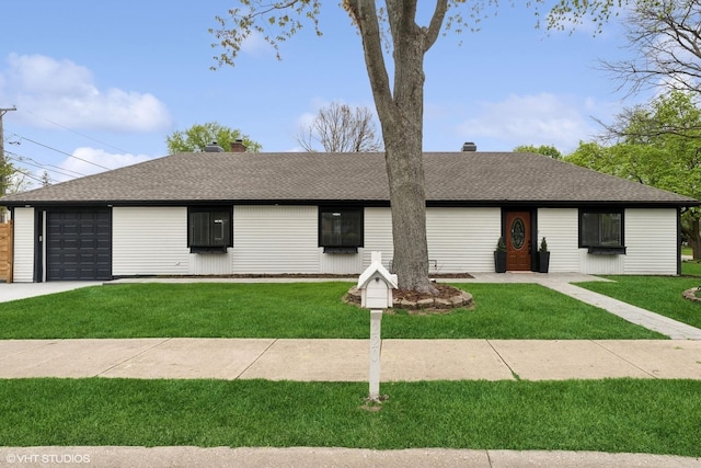 1220 E Rockwell St, Arlington Heights, IL 60005 - ranch-style home featuring a chimney, a front lawn, and roof with shingles