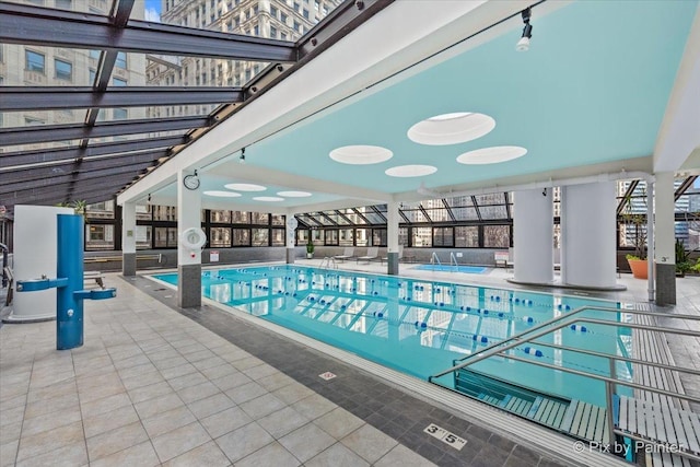 405 N Wabash Ave Unit 2314, Chicago, IL 60611 - view of indoor pool