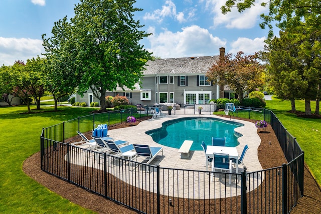 20707 N Swansway, Deer Park, IL 60010 - view of pool featuring a patio area and a diving board