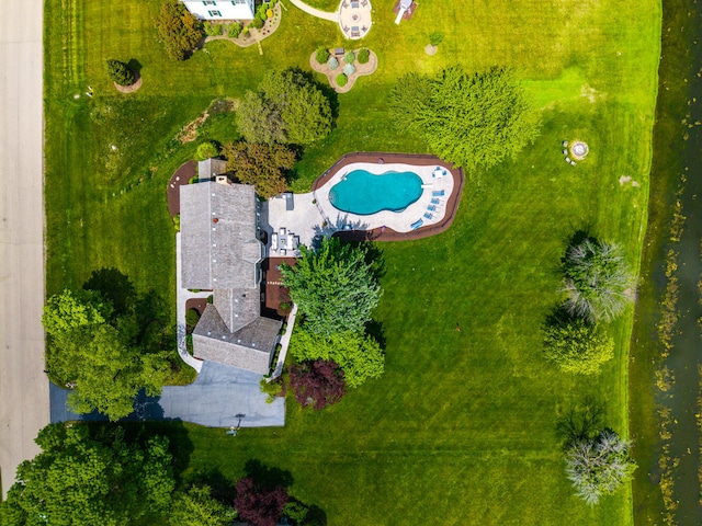 20707 N Swansway, Deer Park, IL 60010 - bird's eye view of a pool