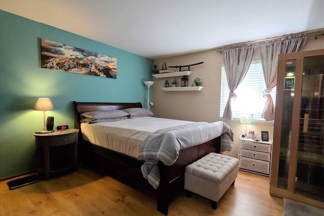 1338 Stratford Dr Unit 1338, Gurnee, IL 60031 - bedroom with light wood finished floors