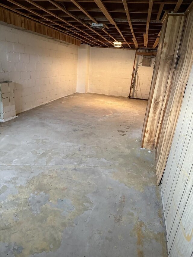 6480 11th St, Rockford, IL 61109 - photo 17