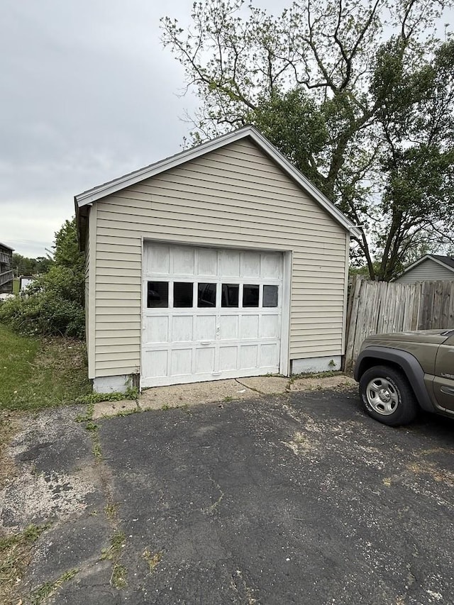 6480 11th St, Rockford, IL 61109 - photo 4