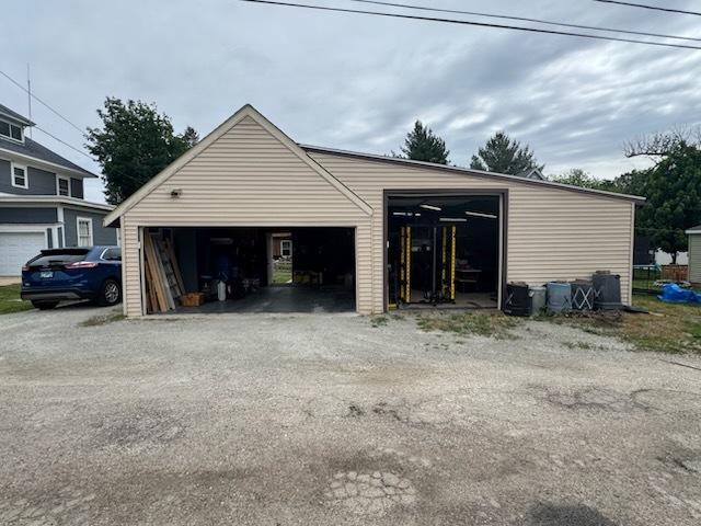 309 11th Ave, Sterling, IL 61081 - view of detached garage