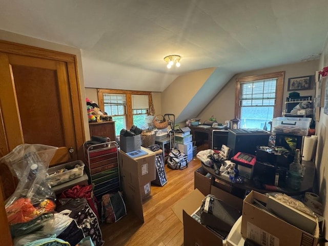 309 11th Ave, Sterling, IL 61081 - additional living space featuring light wood-style flooring and lofted ceiling