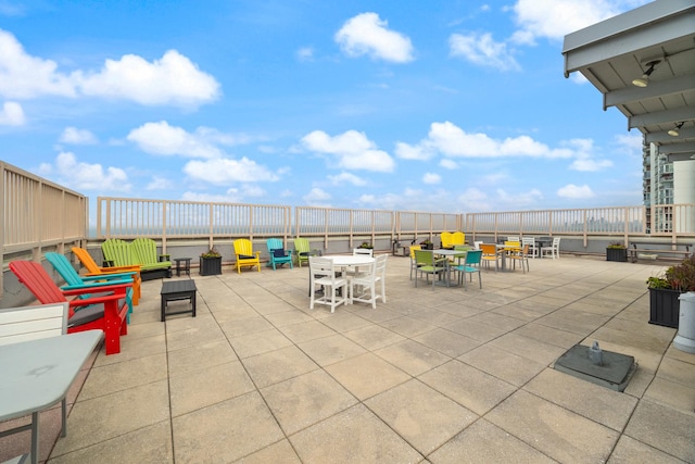 6157 N Sheridan Rd Unit 5G, Chicago, IL 60660 - view of patio / terrace with outdoor dining space