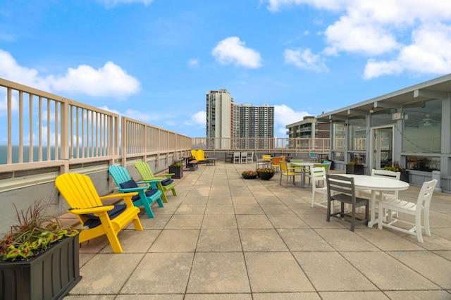 6157 N Sheridan Rd Unit 5G, Chicago, IL 60660 - view of patio / terrace featuring outdoor dining area