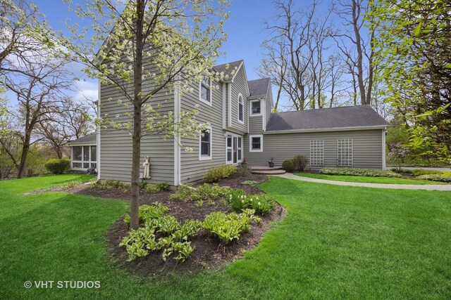 22585 N Ruth Ct, Kildeer, IL 60047 - view of front of property with a front lawn and roof with shingles