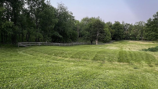 15501 Bishop Rd, Morrison, IL 61270 - view of grassy yard