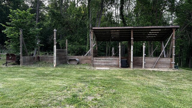 15501 Bishop Rd, Morrison, IL 61270 - view of grassy yard