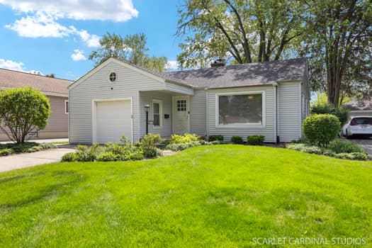 275 E Division St, Villa Park, IL 60181 - single story home with driveway, a garage, and a front lawn
